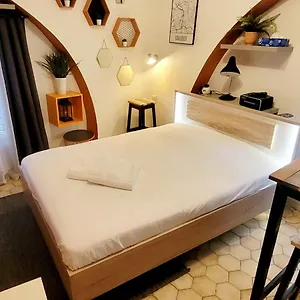 Apartment Superbe Studio Jean Jaures, Toulouse